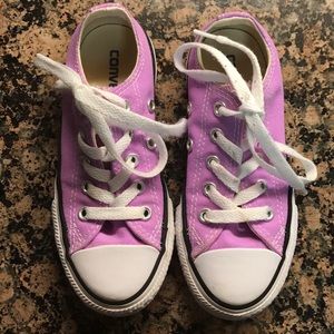 Purple converse shoes